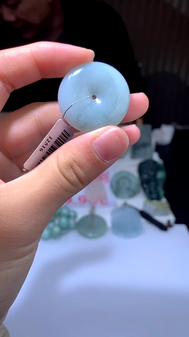 【闪购商品】翡翠颈饰未镶嵌多样性发其一