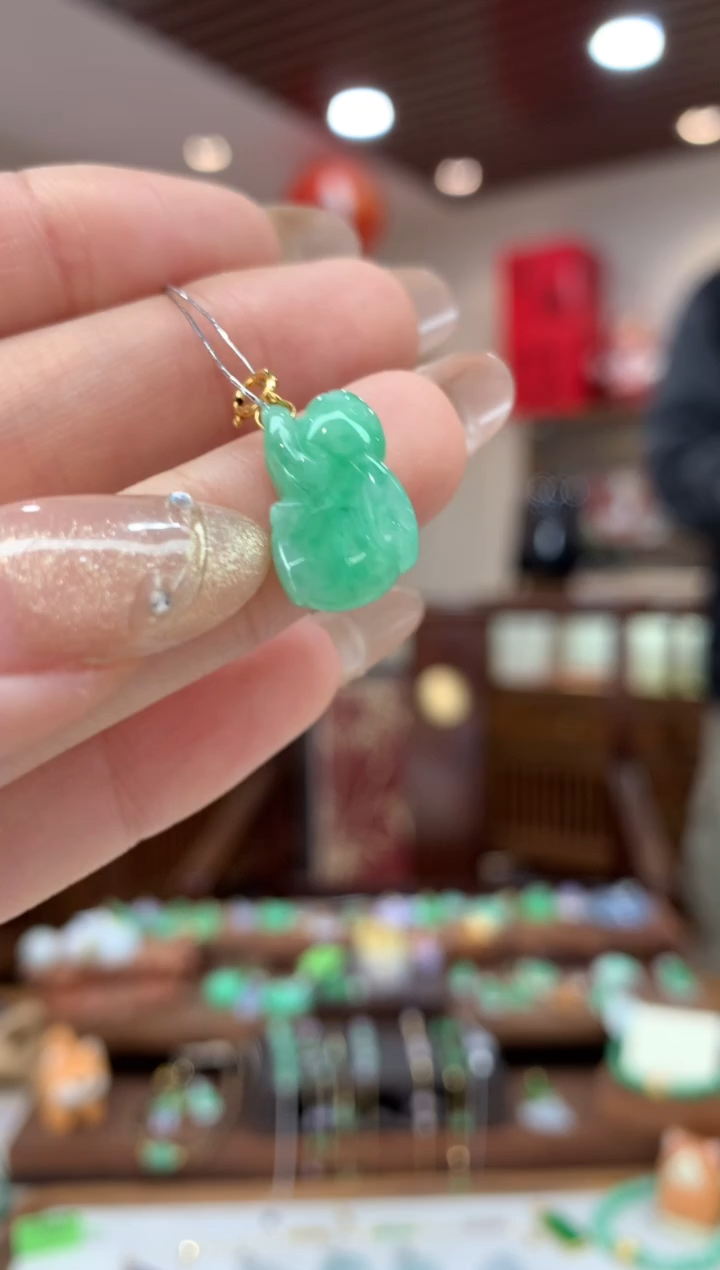 【闪购商品】翡翠吊坠(不含链)18K金镶嵌兔子