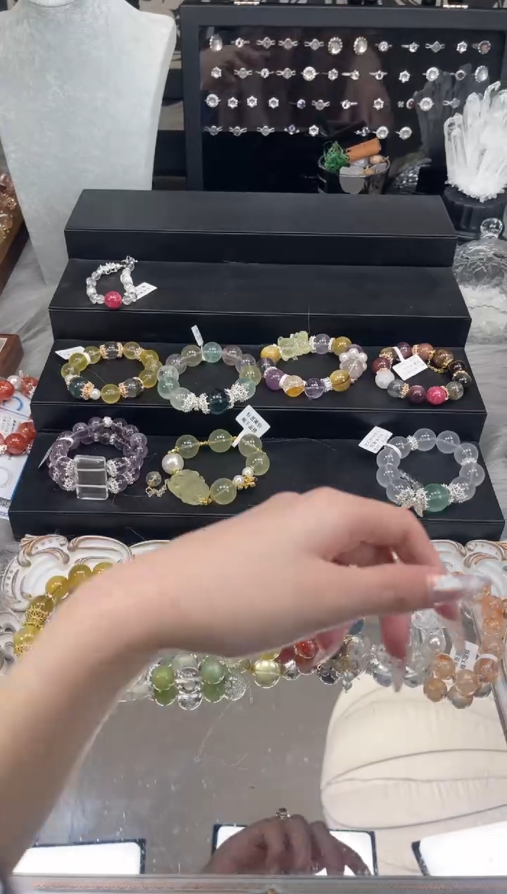 【闪购商品】水晶手链未镶嵌天然水晶 多样性发货