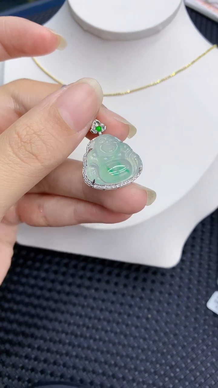 【闪购商品】翡翠颈饰18K金镶嵌            81