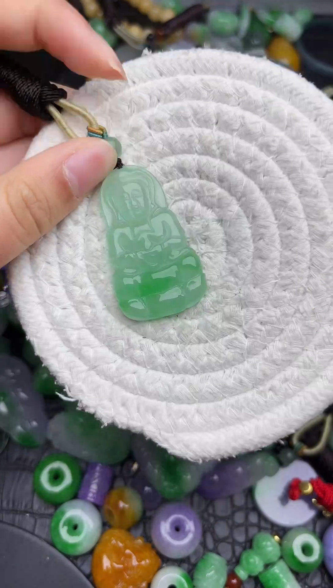 颈饰未镶嵌翡翠缅甸翡翠吊坠