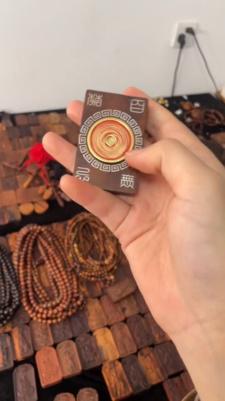 【闪购商品】木枣木旋转山花镶银百无禁忌配龙行大运吊坠