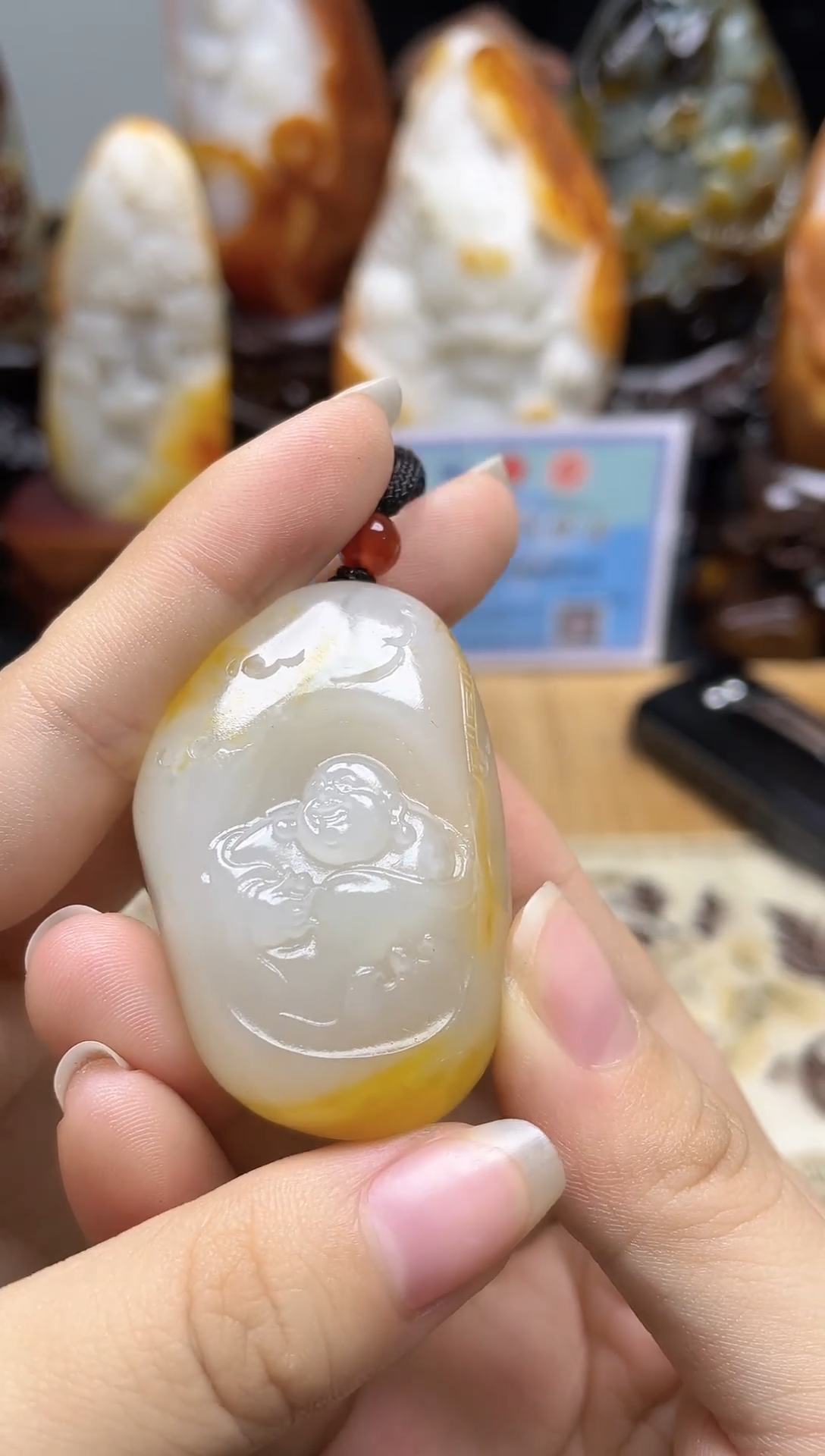 颈饰未镶嵌和田玉和田玉佛公吊坠