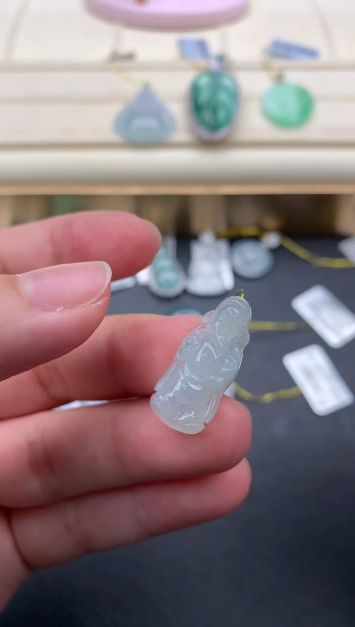 翡翠未镶嵌颈饰W608