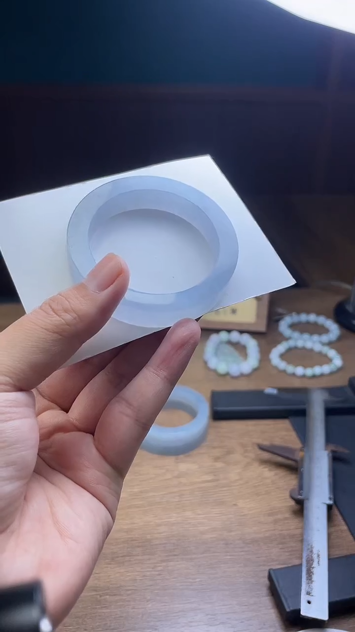 未镶嵌手镯定制翡翠w?定制