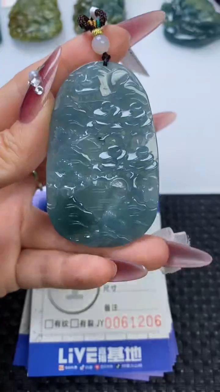 【闪购商品】翡翠颈饰未镶嵌111111111111111