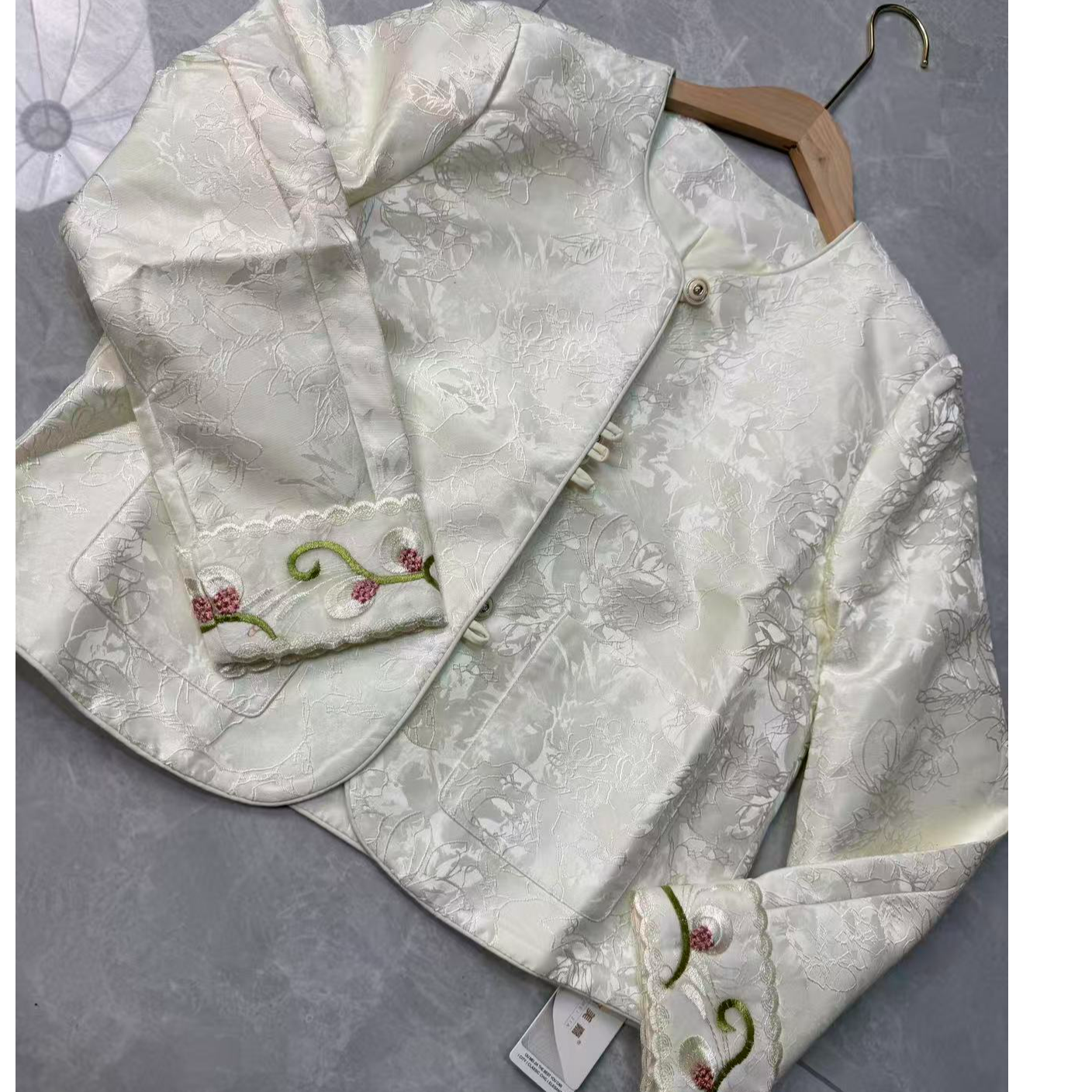 春秋薄款外套跑量款