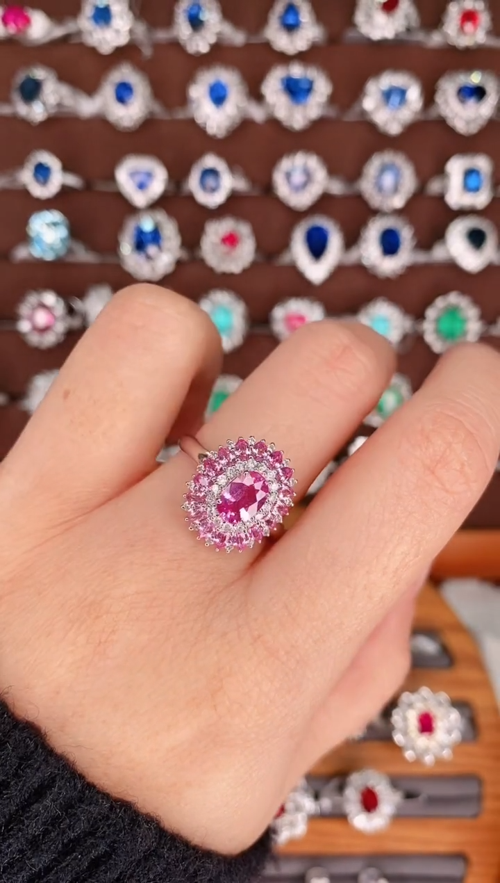 【闪购商品】彩色蓝宝石18K金戒指18K金镶嵌.