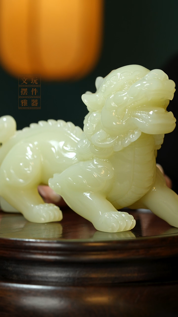 玉《貔貅》手把件摆件