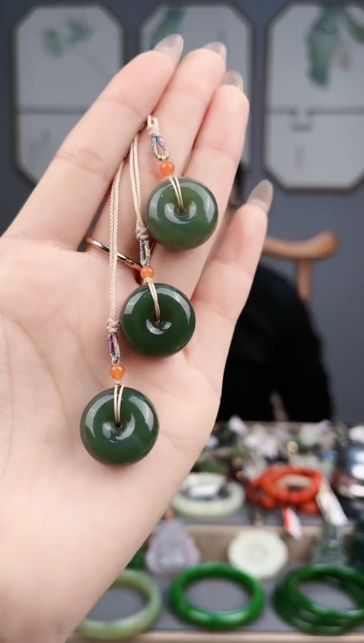 【闪购商品】和田玉颈饰未镶嵌AA多样性发货 拍一发一