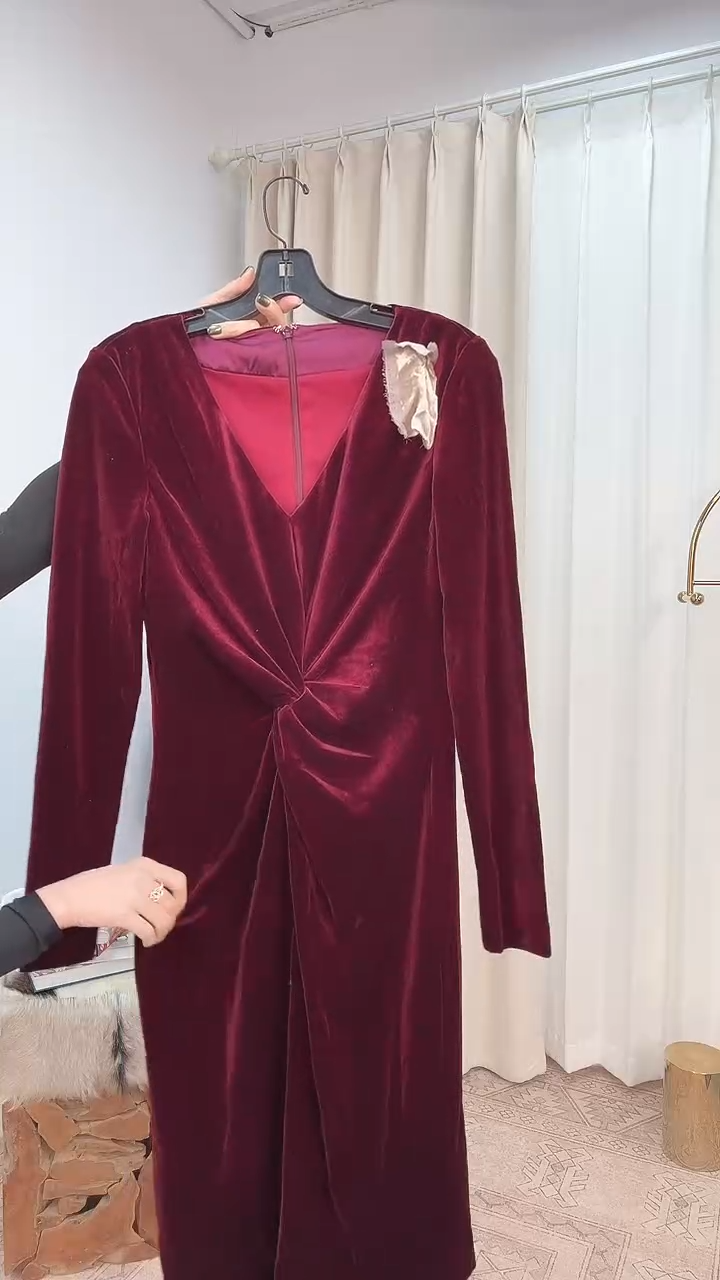 YEVACHAO女士时尚搭配样板S连身裙