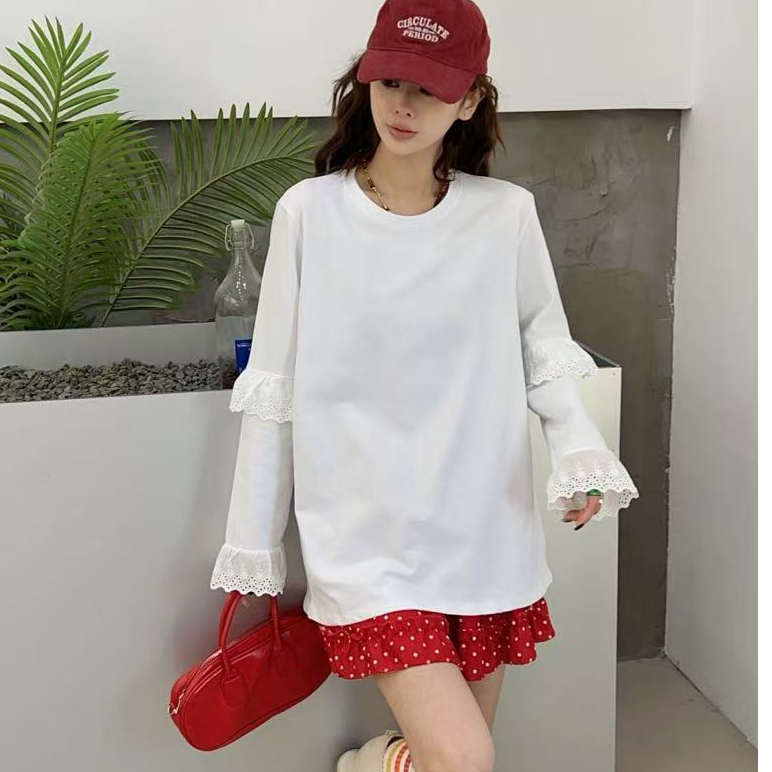 C2559蕾丝拼接喇叭袖白色长袖T恤