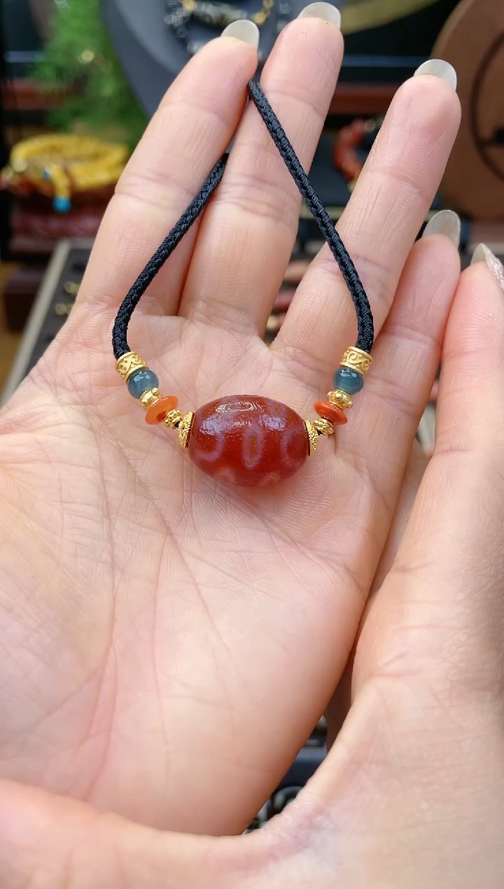 【闪购商品】玛瑙/玉髓颈饰未镶嵌美泓高油红肉七眼颈饰