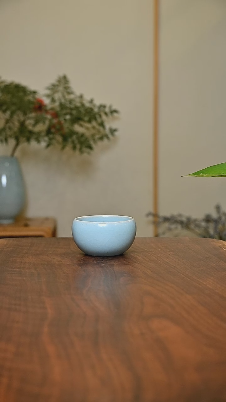 圆钵杯 天青 微瑕 朱法喜款