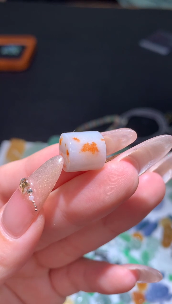 未镶嵌定制翡翠桶珠