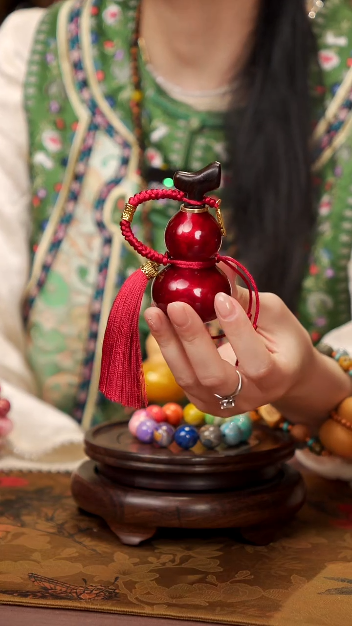 89 易林大漆开口小葫芦--199