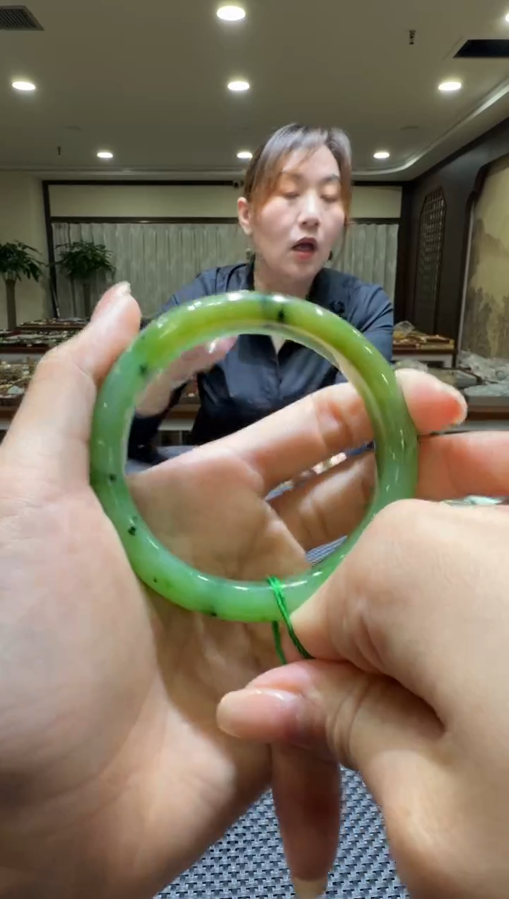 颈饰未镶嵌和田玉手镯59