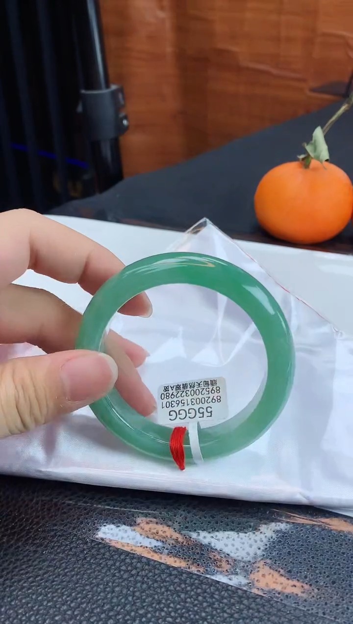 【闪购商品】翡翠手镯未镶嵌缅甸天然翡翠A货手镯