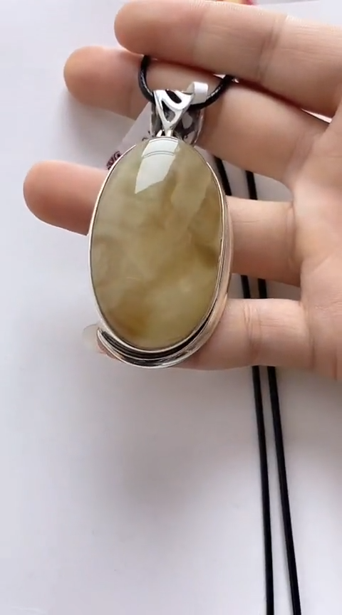 【闪购商品】琥珀裸石银S925镶嵌蜜蜡吊坠