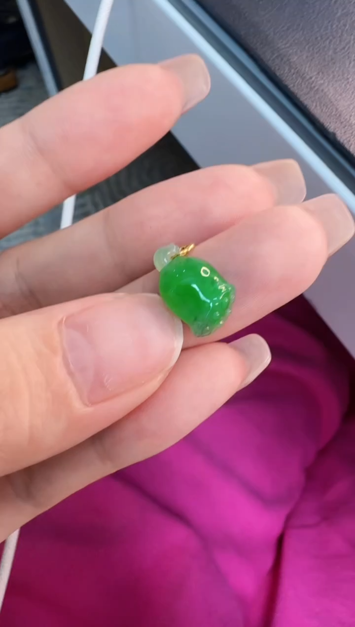 【闪购商品】翡翠18K金镶嵌颈饰缅甸翡翠A货吊坠