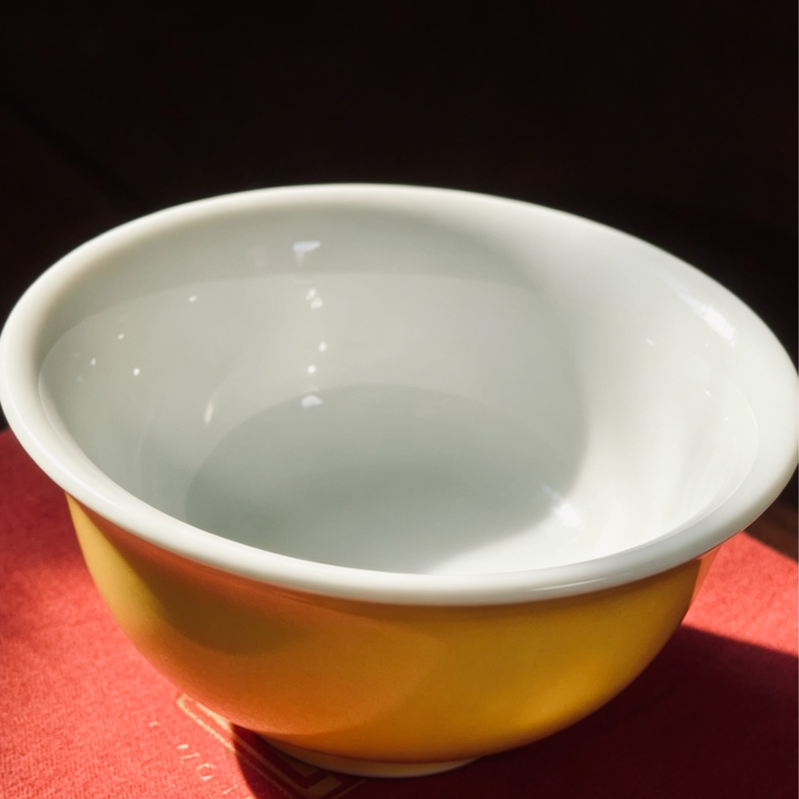 壹窑茶业生茶龙珠（娇黄压手杯）