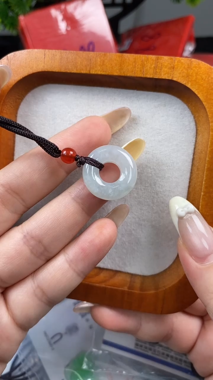 颈饰未镶嵌翡翠天然A 货翡翠