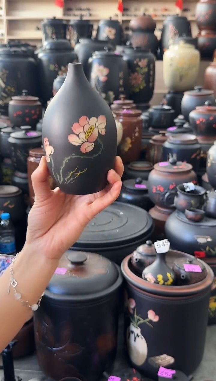 罐完品彩填花器  082