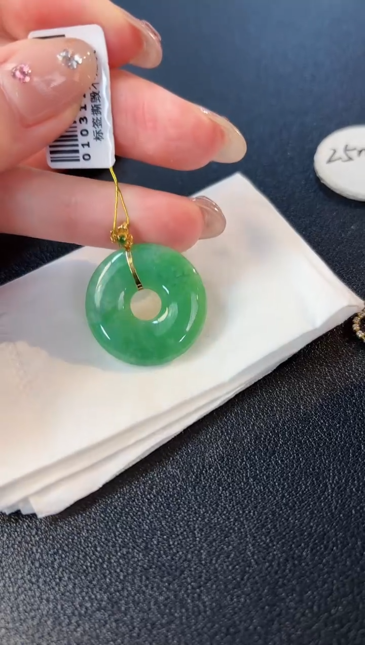 【闪购商品】翡翠吊坠(不含链)18K金镶嵌缅料A货/支持复检/一件