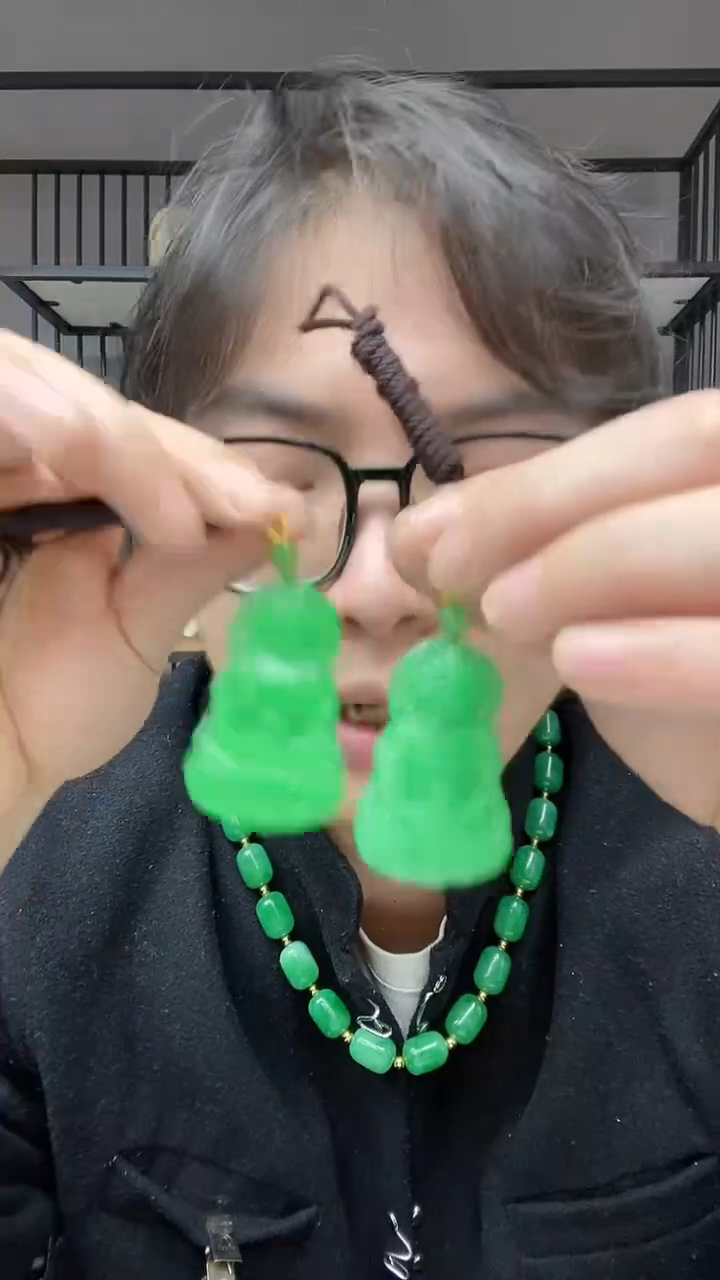 【闪购商品】翡翠颈饰合金观音