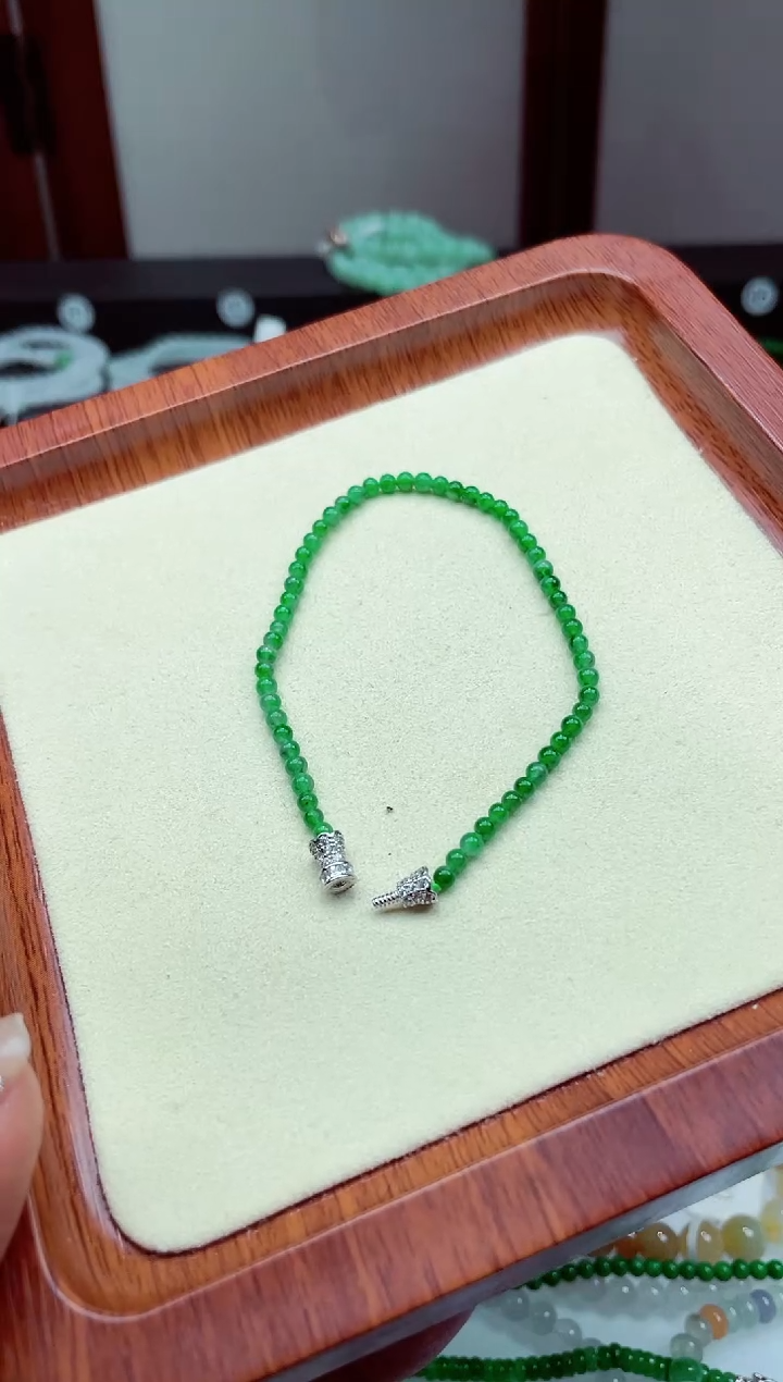 【闪购商品】翡翠手链未镶嵌翡翠