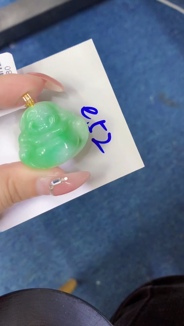 【闪购商品】翡翠颈饰18K金镶嵌000000000000