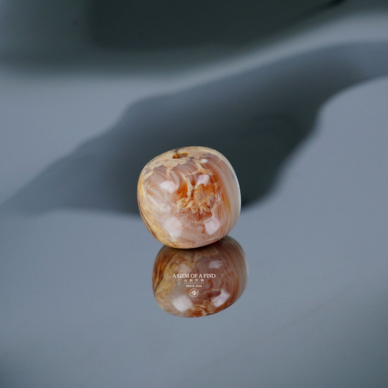 山和开物｜9.7mm粉紫彩沁满蜡瓷白拉丝老型文玩配饰 天然琥珀蜜蜡