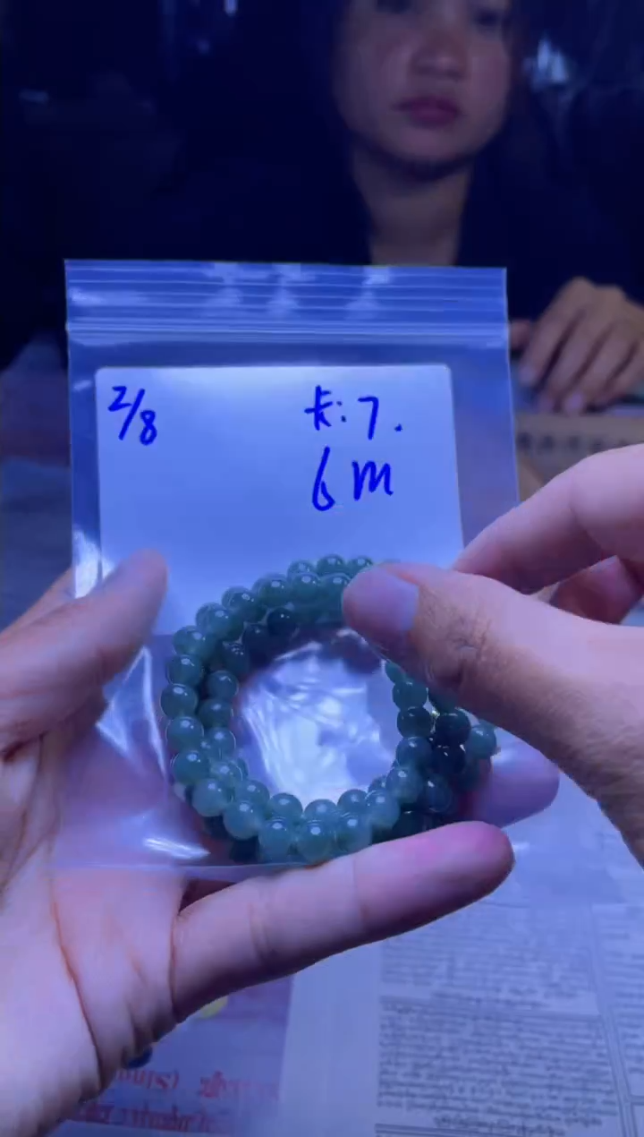 【闪购商品】定制翡翠未镶嵌珠串