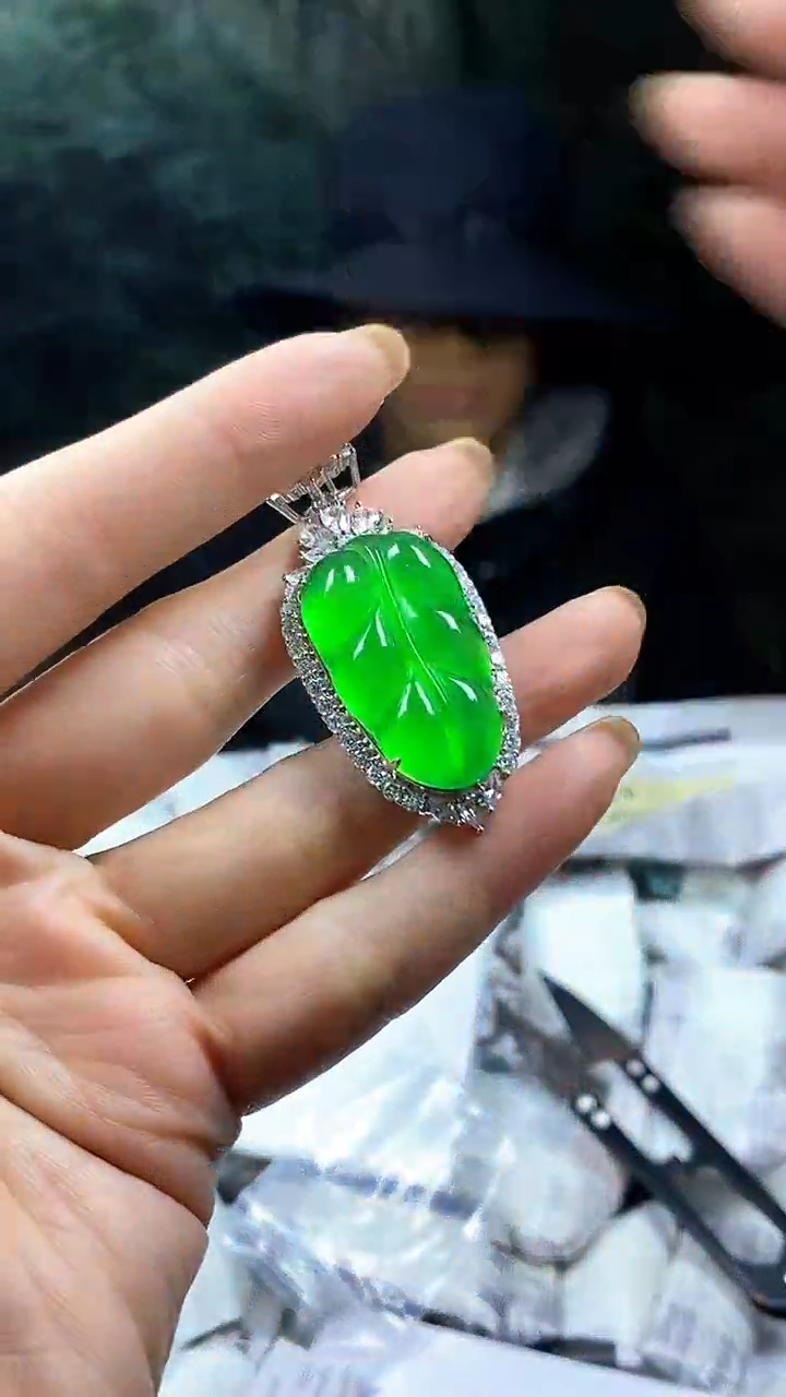 满色吊坠 所见即所得！！