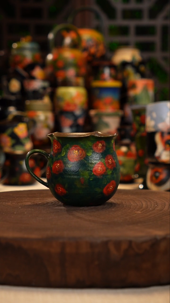 油画   手绘釉下彩