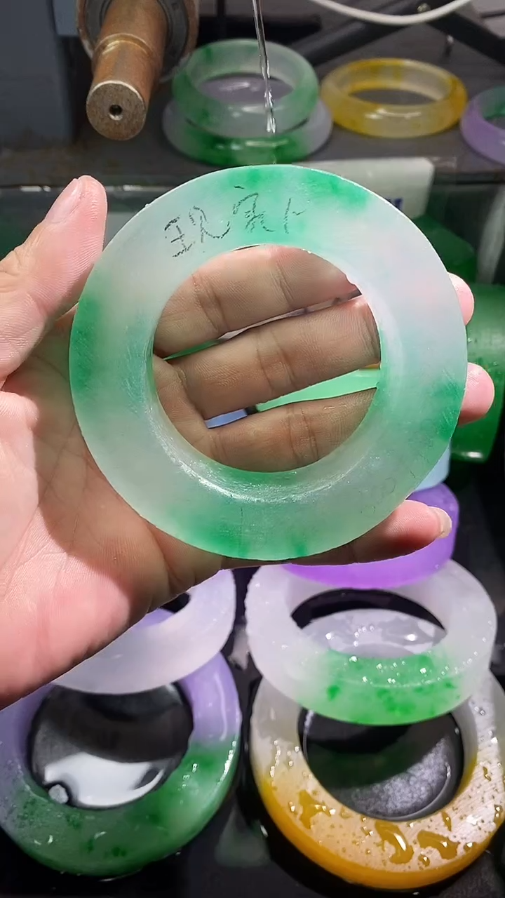 玉&****&非洲老料百搭手镯