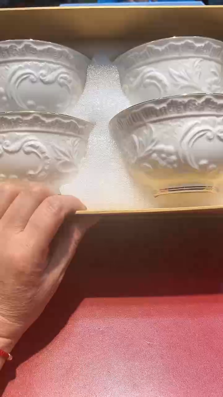 【闪购商品】瓷片锅碗瓢盆一件不剩