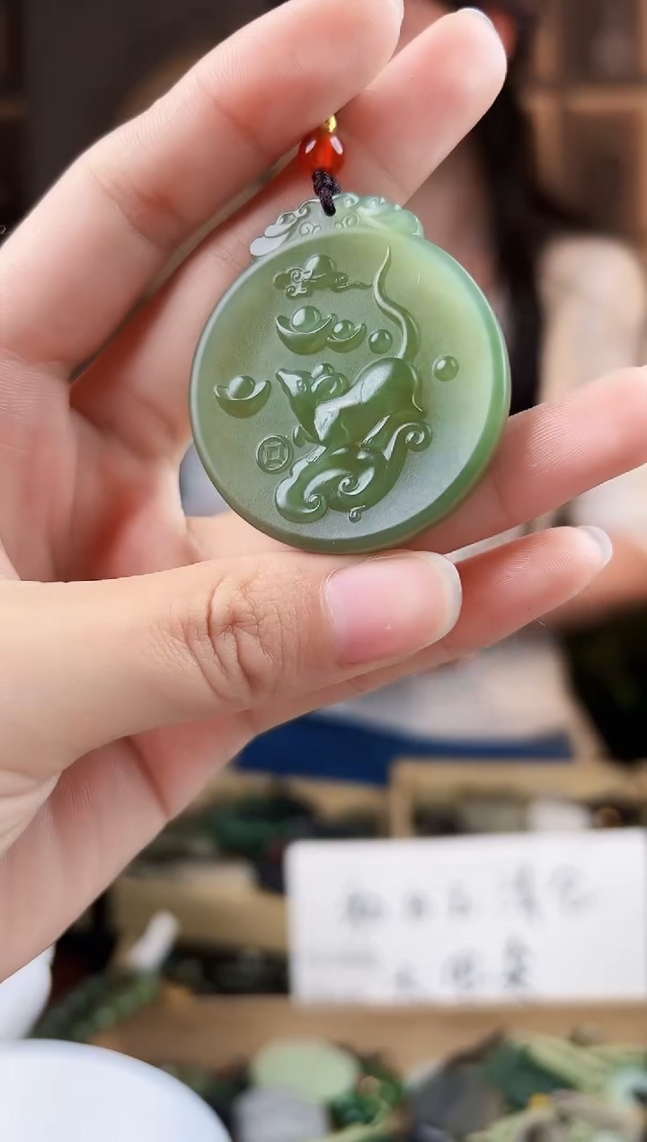 颈饰未镶嵌和田玉拍一发一，多样性发货