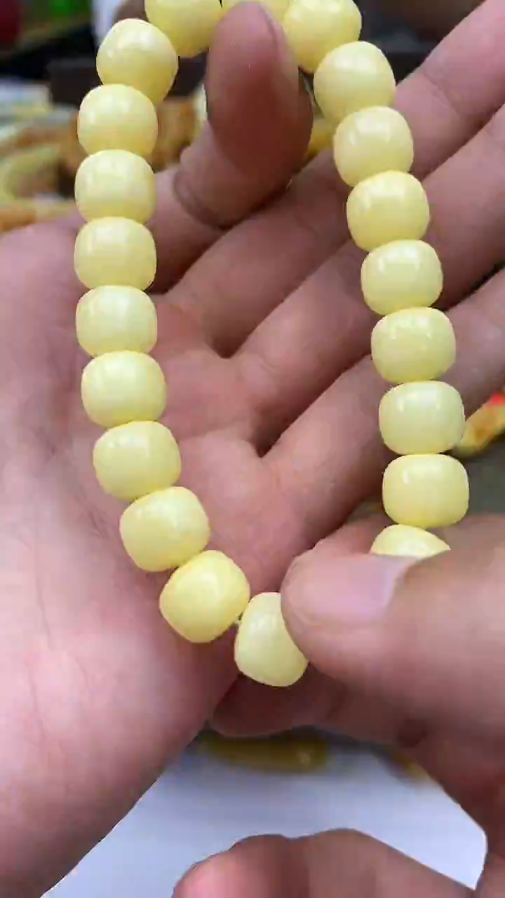 裸石蜜蜡未镶嵌手串卡10