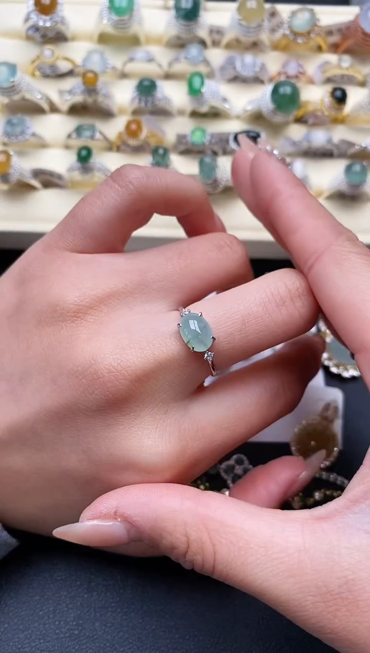 【闪购商品】翡翠戒指银S925镶嵌111111+4