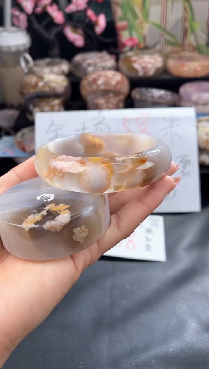 【闪购商品】玛瑙/玉髓手镯未镶嵌61