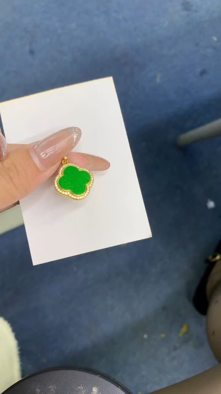 颈饰未镶嵌翡翠1