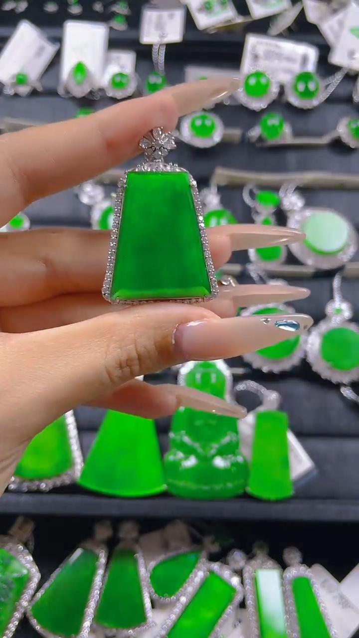 翡翠银S925镶嵌颈饰11