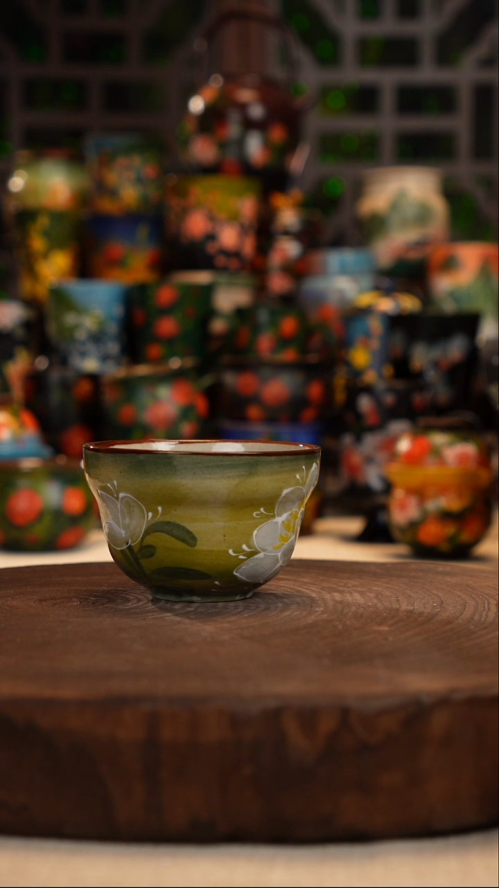 油画    釉下彩 碗