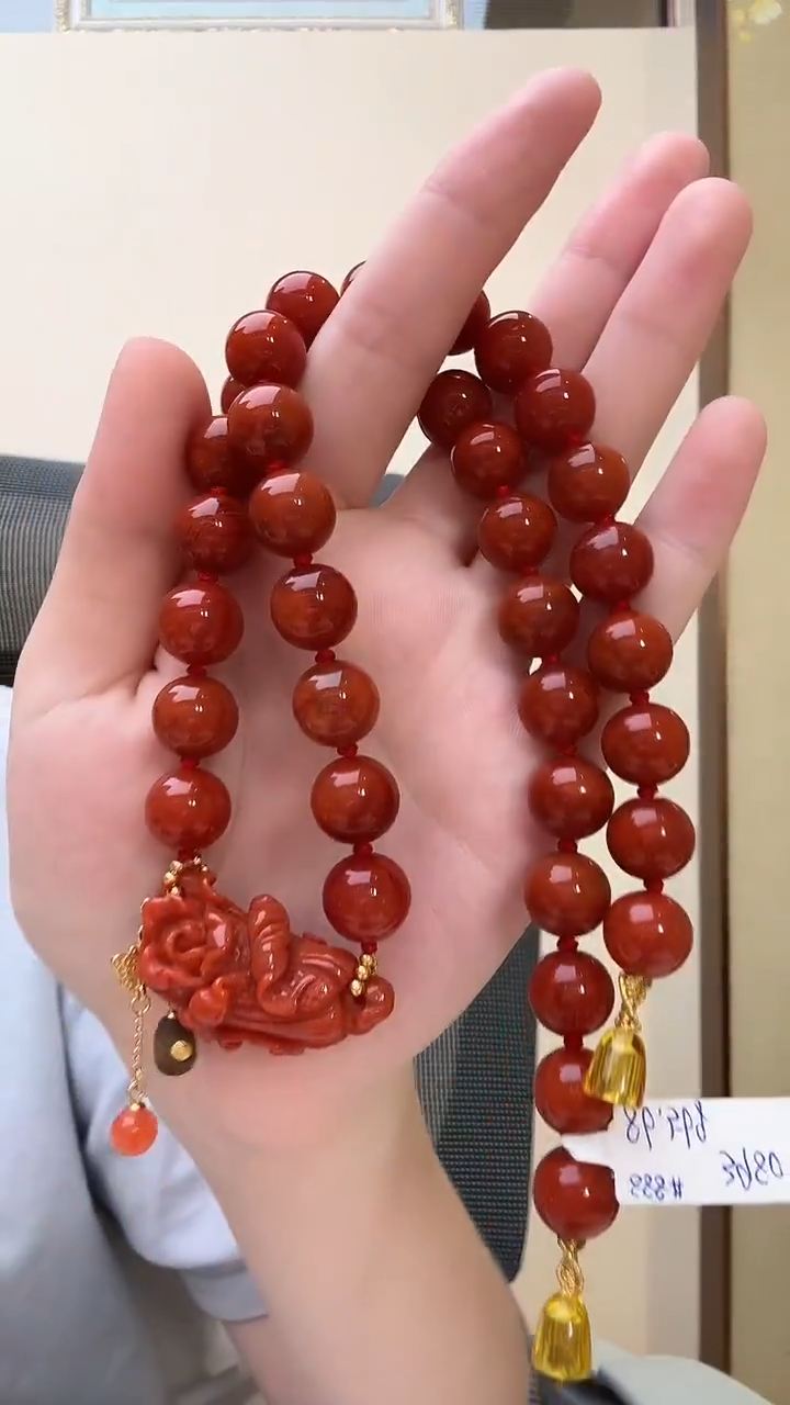 颈饰未镶嵌南红玛瑙项链