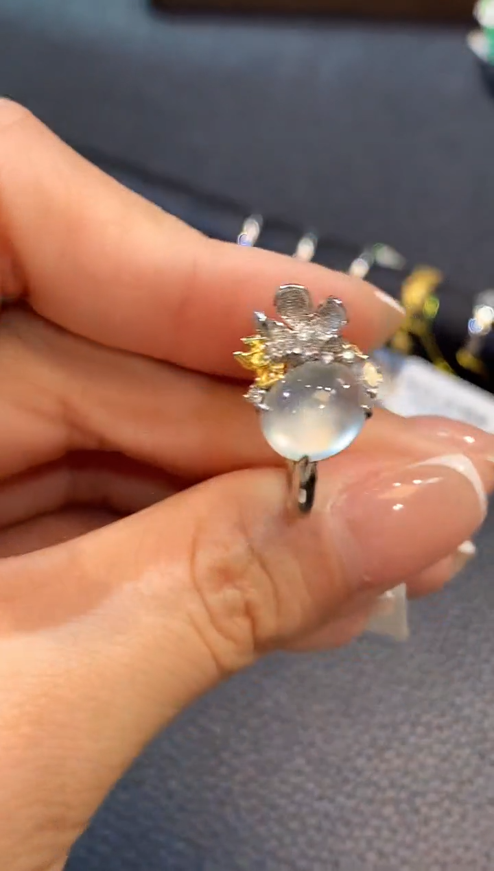 18K金镶嵌戒指翡翠A39