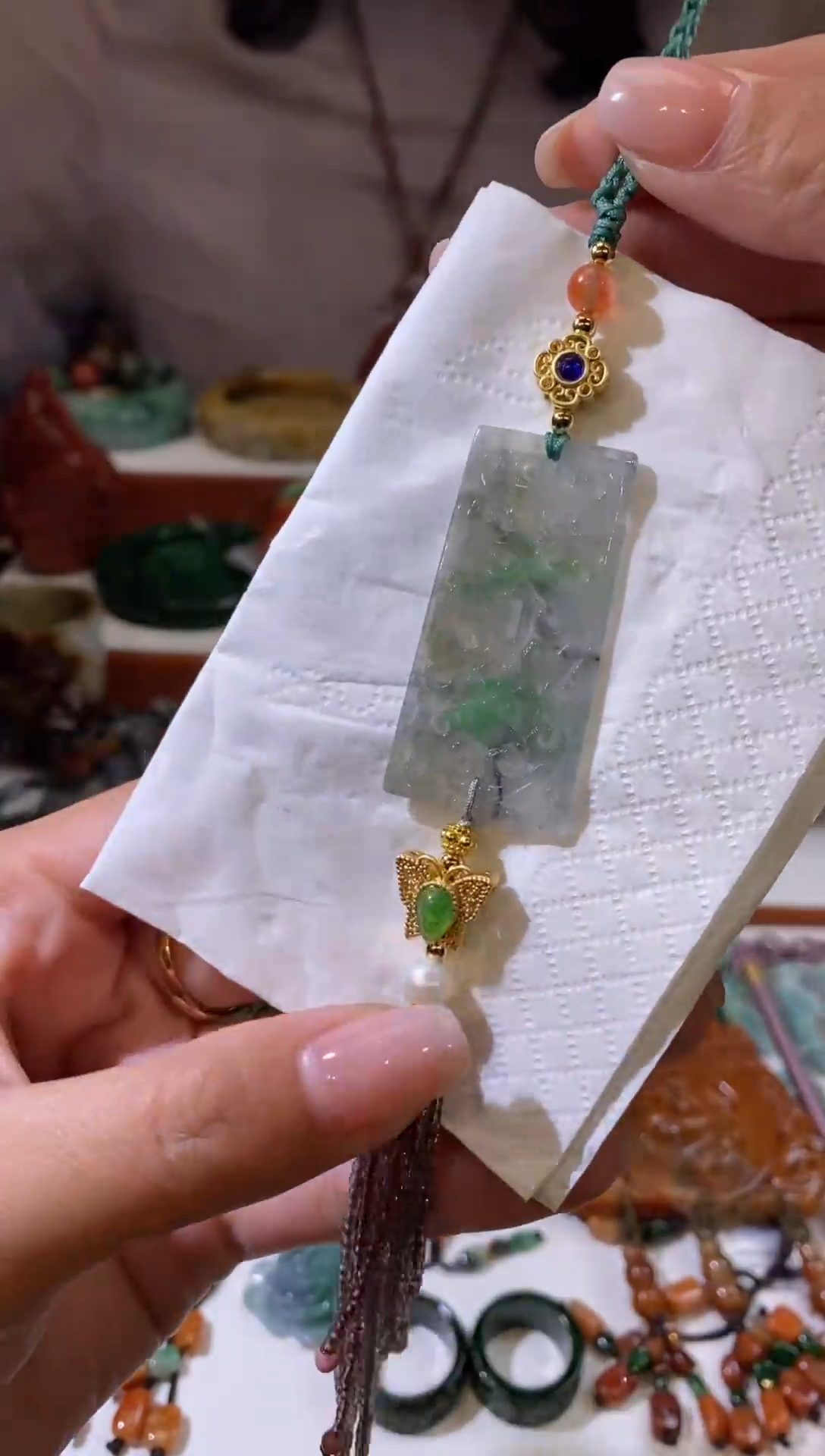 翡翠未镶嵌吊坠(赠链)挂件