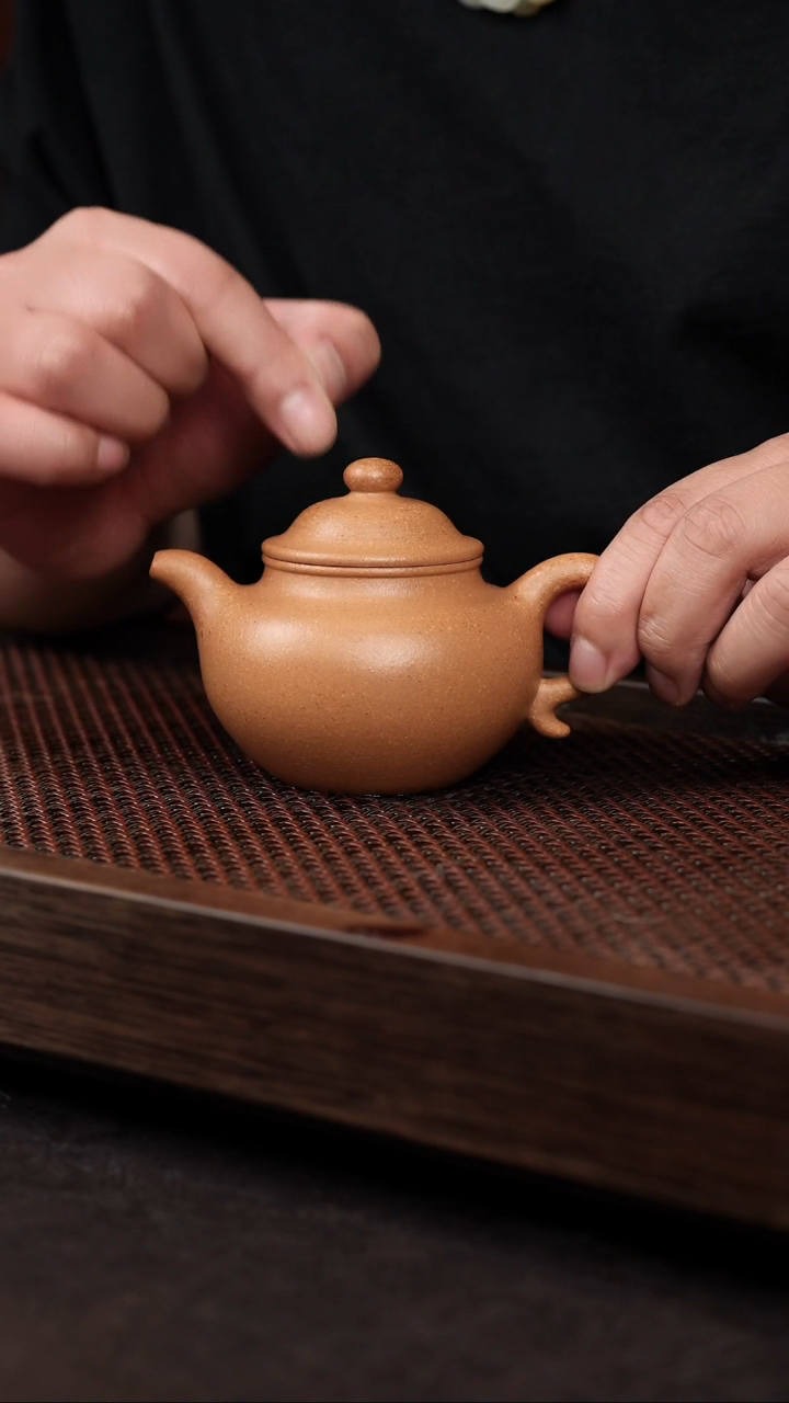 【闪购商品】紫砂茶壶老降坡莲子