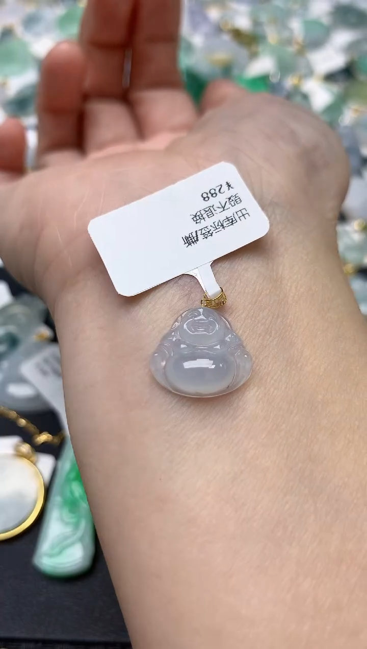 颈饰18K金镶嵌翡翠天然缅甸A货翡翠