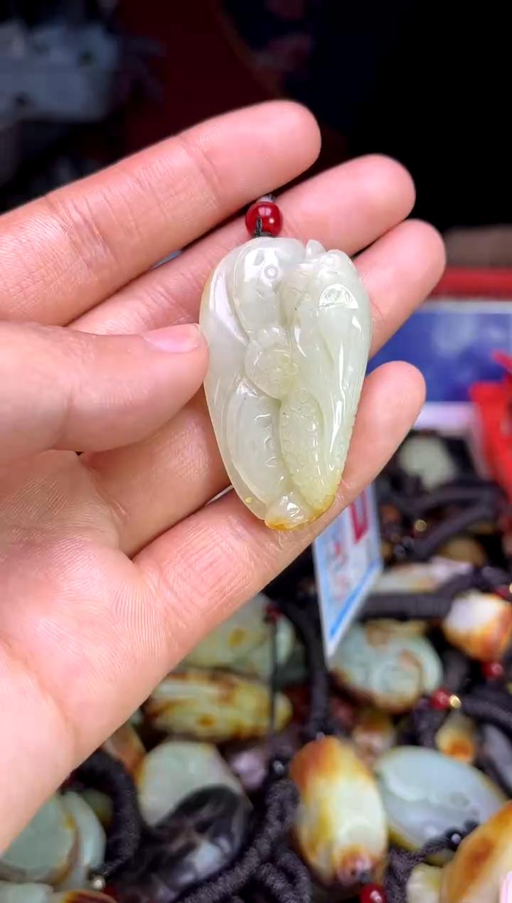 【闪购商品】和田玉未镶嵌颈饰1